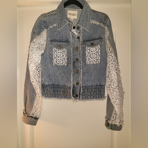 NEW Veveret Light Blue Jean Jacket with Eyelet Lace Size Small - Picture 8 of 17